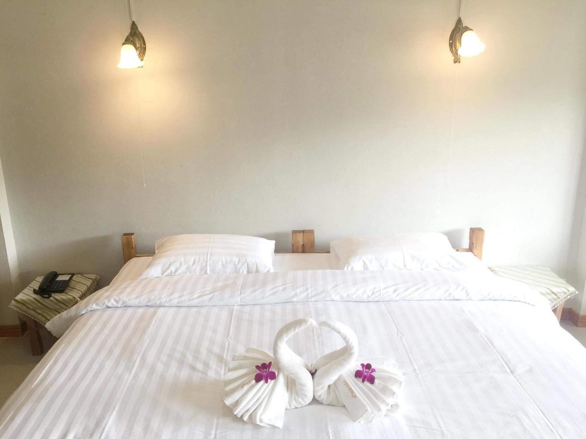 Baan Bangrak Residence Trang Exteriér fotografie