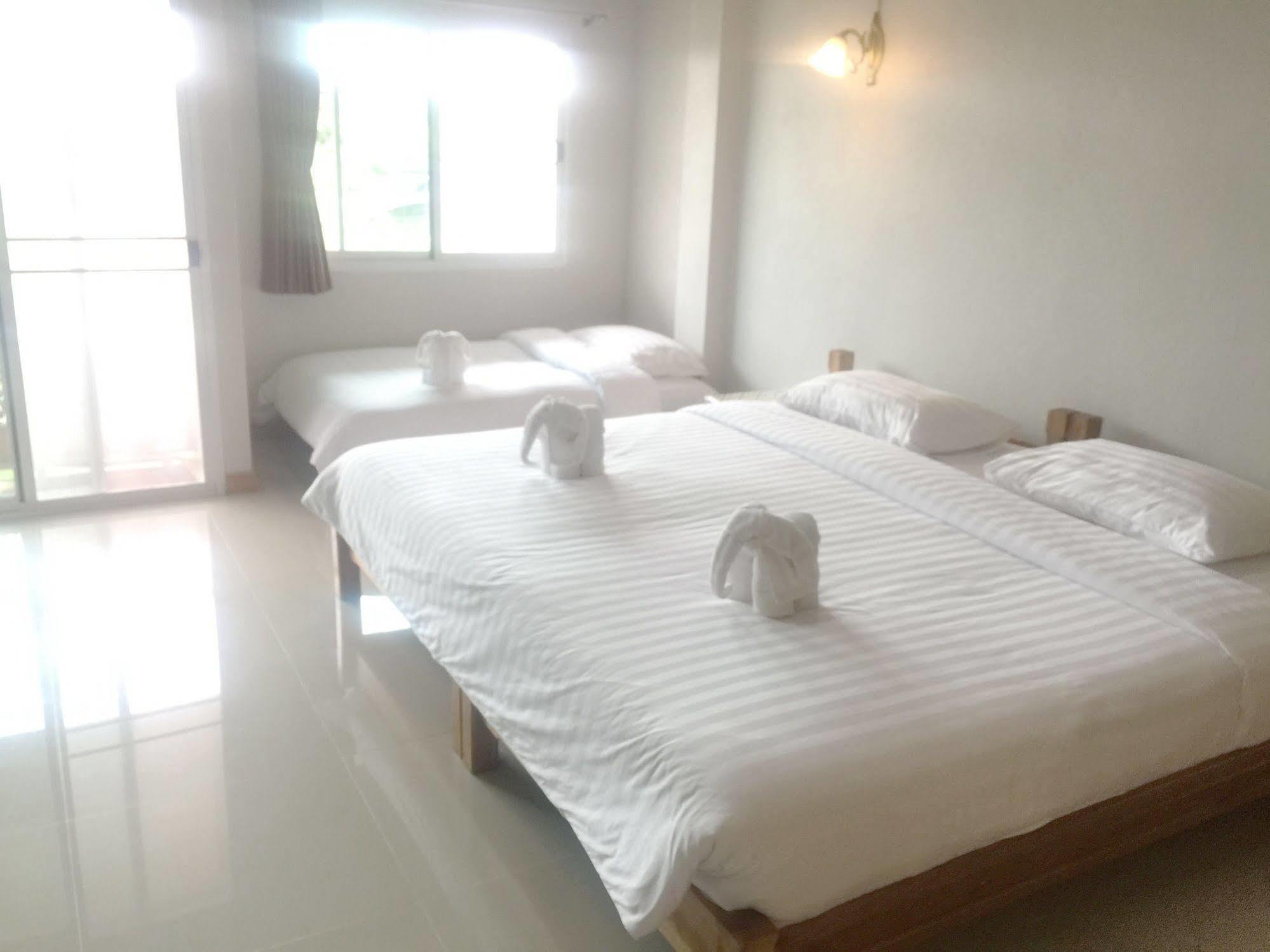 Baan Bangrak Residence Trang Exteriér fotografie