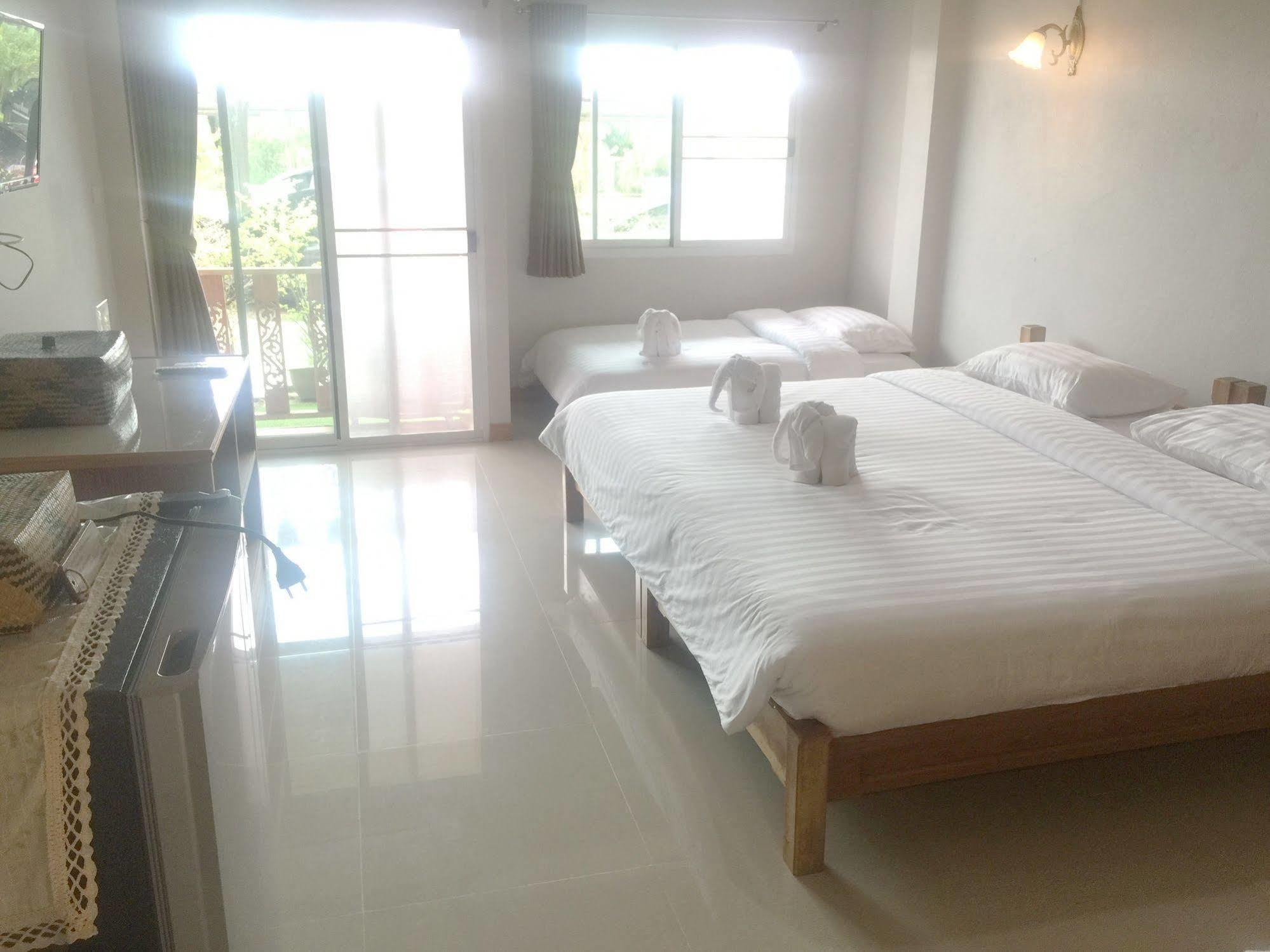 Baan Bangrak Residence Trang Exteriér fotografie
